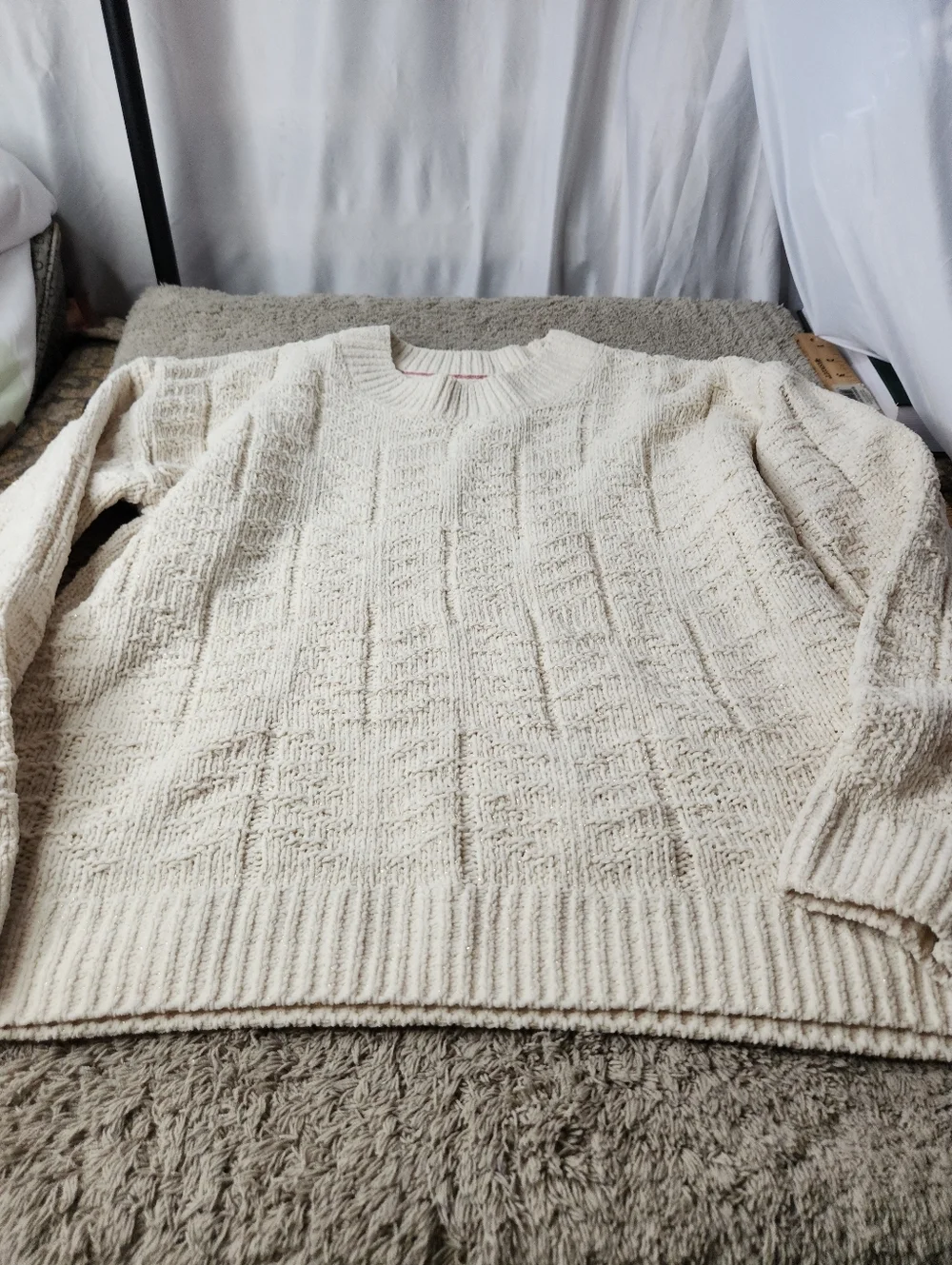 Women's Cream With Metallic Strand Pullover Long Sleeve Sweater - Weatherproof L